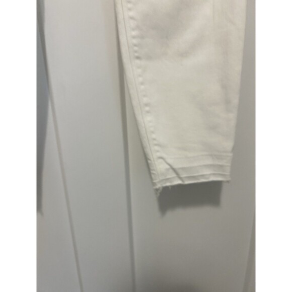 SPANX Size Large White Skinny Distressed Pull-on Jeans Shapewear Tummy Control - Picture 9 of 9